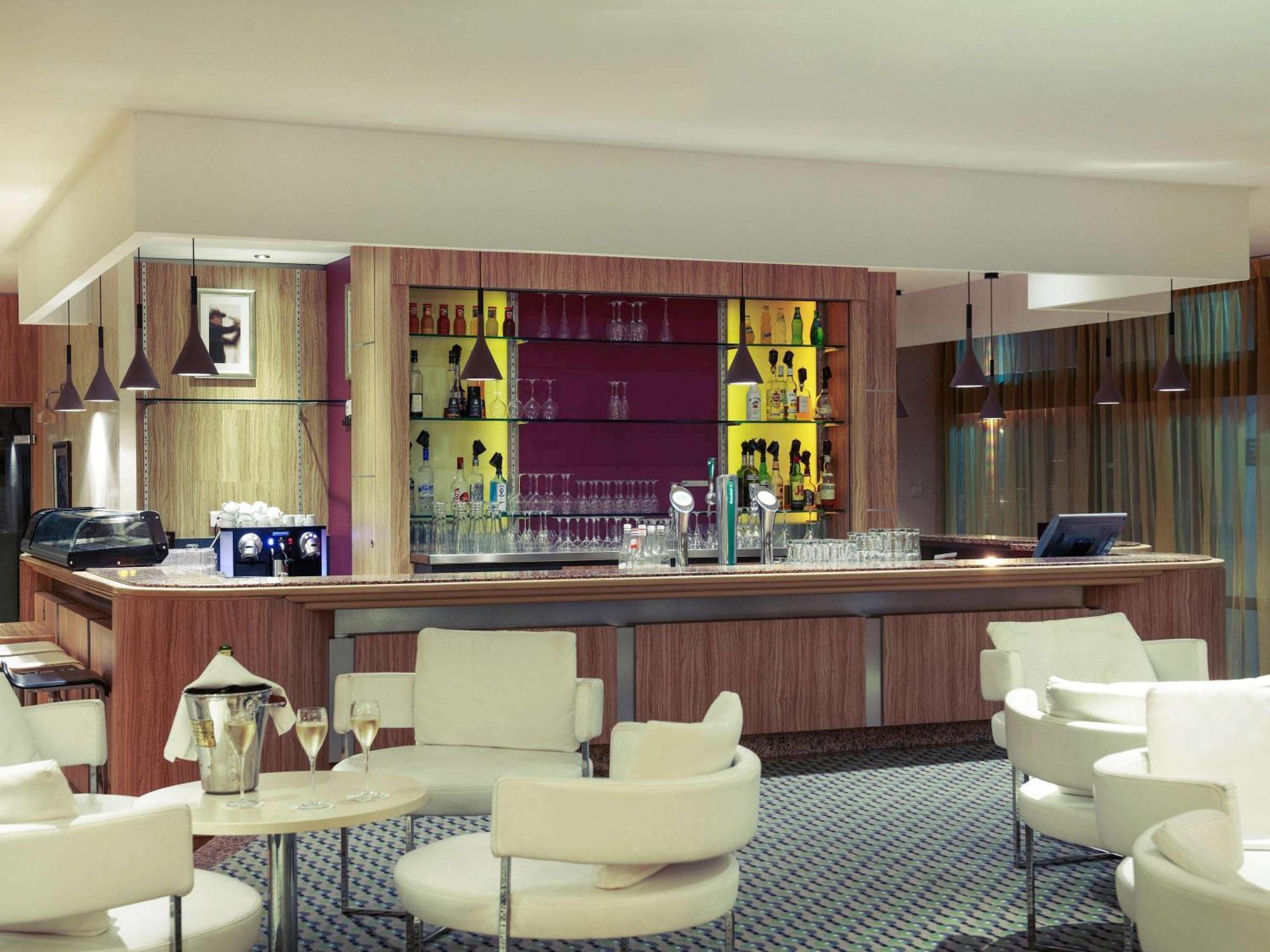 Mercure Toulouse Aeroport Golf De Seilh Exterior photo